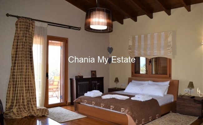 Bedroom1 - Luxury house for sale in Nea Kydonia Chania Crete Greece