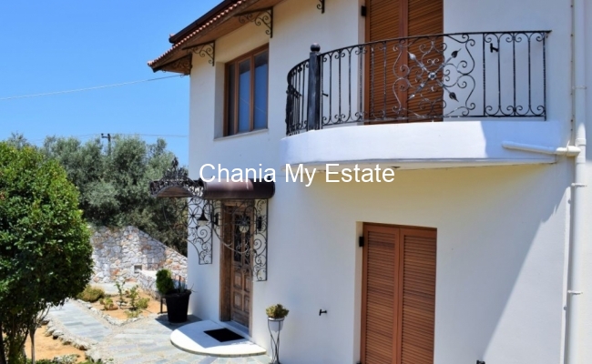 House's Entrance - Luxury house for sale in Nea Kydonia Chania Crete Greece