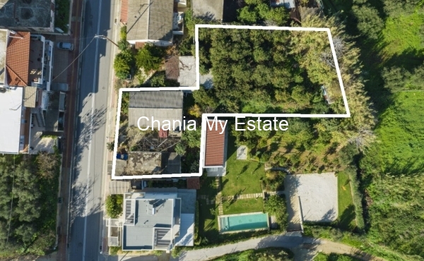 Plot aerial view with outline